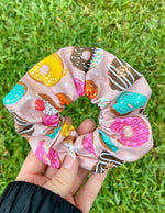 Load image into Gallery viewer, Donut Scrunchie
